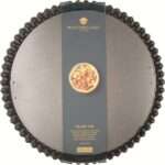 MasterClass Non-Stick Fluted Loose Base Round Quiche Tin - Image 2