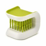 Joseph Joseph Knife & Cutlery Cleaning Brush Green