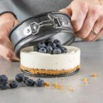 MasterClass Non Stick Springform Cake Tin Round - Image 2