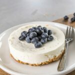 MasterClass Non Stick Springform Cake Tin Round - Image 9