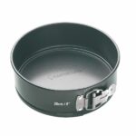 MasterClass Non Stick Springform Cake Tin Round - Image 6