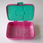 Crunchbox Classic 5 Compartment Lunchbox Pink - Image 4