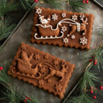 Nordic Ware Santa's Sleigh Loaf Pan - Image 4